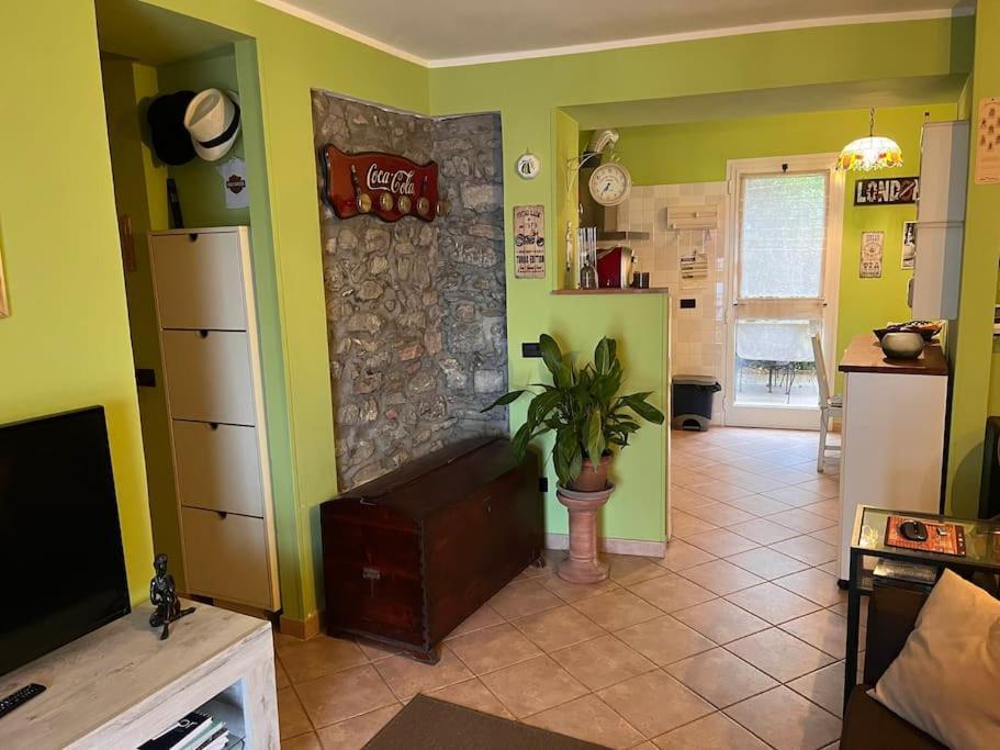 Le Rose , Relax In Casolare Del 1700 Apartment Sarzana Luaran gambar