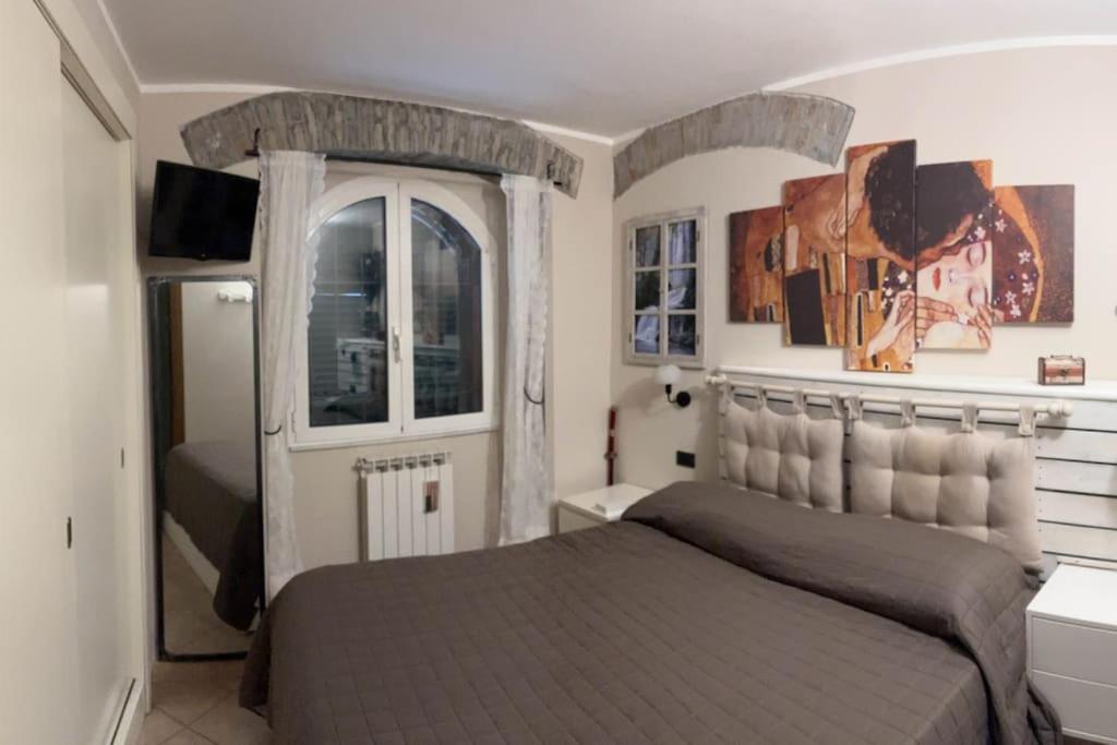Le Rose , Relax In Casolare Del 1700 Apartment Sarzana Luaran gambar